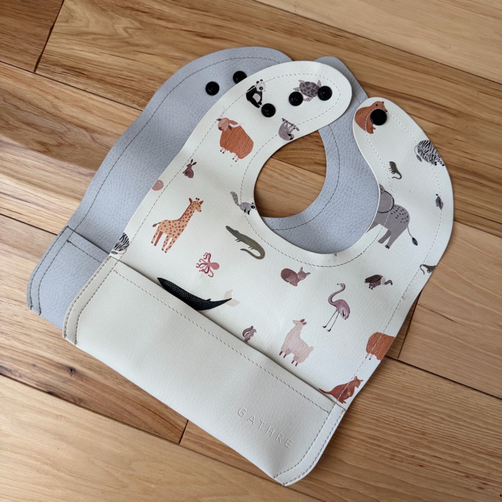 Gather 2 pack Kids Animal Print/Grey Bibs - Cream and Gray